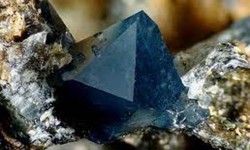 Blue quartz: the powerful stone with its properties