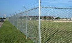What Are the Things You Need to Check Before Installing a Fencing Fence?