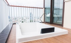 A Brand-New Bath: Exploring the Benefits of Bathtub Refinishing in Lake Worth