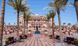 A Luxurious Salalah Tour from Muscat: Unveiling the Arabian Gem