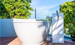 Lake Worth Luxury: Elevate Your Bathroom with Bathtub Refinishing