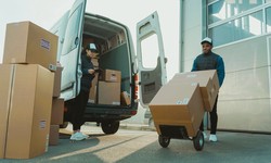 Streamlined Deliveries: Exploring Modern Technology In The Courier Industry