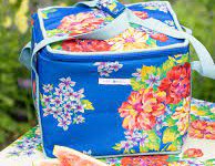Take the cooler bag for picnic