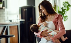The Ultimate Breastfeeding Class: A Complete Guide for New Moms
