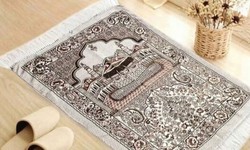 Dubai's Mosque Carpets: A Symbol of Elegance and Tradition