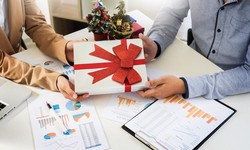 Elevate Your Business Relations with Thoughtful Business Gifts