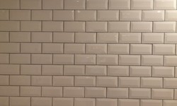 Achieving an Understated and Sophisticated Look With Neutral Subway Tiles
