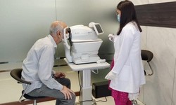 Understanding Common Eye Conditions: A Guide to Eye Hospital Services in Karachi