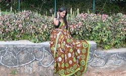 Unveiling Elegance: Printed Sarees and Silk Sarees Online