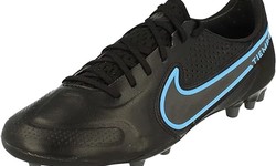 Finding Your Perfect Football Shoes: A Guide for Everyone