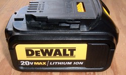 Exploring the Dewalt DCB112 Charger for 20-Volt Power Tools