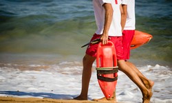Safety First: Dive into Lifeguard Classes Near Me with American Lifeguard