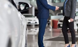 The Role of Online Reviews in Selecting Reliable Car Dealers