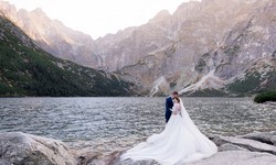Alpine Altars: Elevate Your Love Story with a Snowshoe, WV Wedding