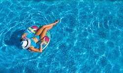 Which Benefits Come With Cleaning a Pool With Chlorine Tablets?