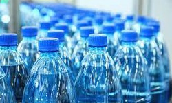 The Truth Behind Bottled Water: Examining the Pros and Cons of This Popular Beverage