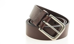 Unlock Versatility with the Two-in-One Belt: A Fashion Essential