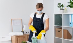 Virtual Reality and Augmented Reality in Cleaning Training