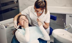 Crises Averted: The Essential Guide to Emergency Dentist Services