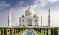 Romancing the Taj: A Guide to the Most Romantic Aspects of the Monument