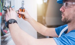 5 Tips for Choosing the Right Electrician for Your Office