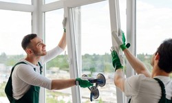 DIY vs. Professional Local Glass Repair: What You Need to Know