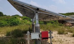 What is an active solar tracker