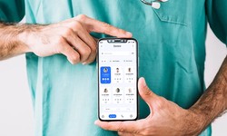 Which features and functionalities are crucial for a healthcare app developer to include in a healthcare app?