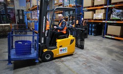 Expert Tips for Forklift Hire in Campbellfield: Choose the Right Equipment for Your Business