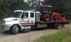 The Most Effective Method to Pick The Right Flatbed Truck Towing Service For Your Requirements