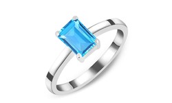 Swiss Blue Topaz Gemstone Ring For Enhanced Look