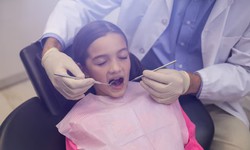 Smile Together: Finding the Right Family Dentist for Your Crew