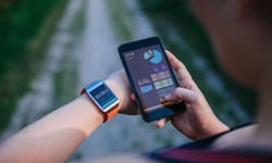 Machine Learning and AI Technologies for Smart Wearables