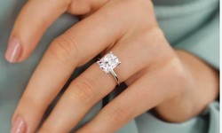 Mouldsworth's Eclectic Engagement Ring Choices: A Dazzling Array in Manchester
