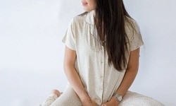 Bamboo Bliss: Women’s Hypoallergenic Pyjama Set