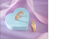Beyond the Solitaire! Unveiling the Latest Trends in Diamond Bands and Women’s Rings