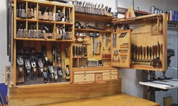 Incredible Benefits of Integrating a Tool Cabinet in the Workplace