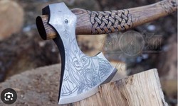 Crafting Viking Axes in the USA: Honoring Tradition with Modern Ingenuity