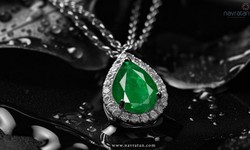 Revealing the Magnificent Shade of a 10-Carat Emerald