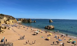 Is there much to do in Lagos Portugal for the tourists to spend holidays