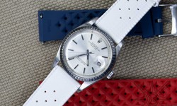Dive into Style: Best Rubber Watch Straps for Water Activities