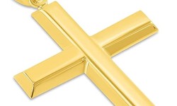 What Are the Benefits of Investing in Handcrafted Men's Gold Pendants?