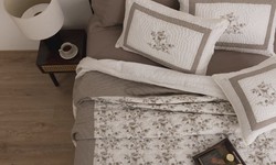Experience Comfort and Luxury with Cotton Bedsheets and Pillow Covers from Houmn