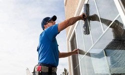 Best Window Cleaner Services in Dubai