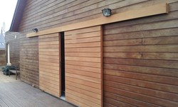 Choosing the Best Insulated Garage Doors: Factors to Consider