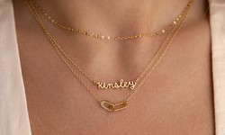 The Perfect Gift: How to Choose a Multiple Name Necklace Based on Birth Flowers