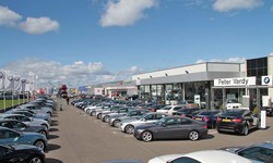 Expert Guidance: How Used Car Dealers Can Simplify Your Purchase