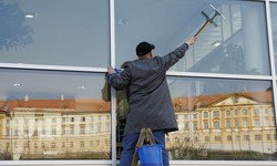5 Signs It’s Time for a Building Wash and How to Get Started