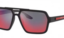 Level-Up Your Summer Fashion With Rayban Sunglasses!