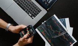IoT and SEO Optimization for Local Businesses